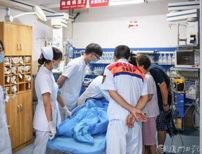 廈門中山醫(yī)院 急診24小時 來了 今天,請向這群人致敬