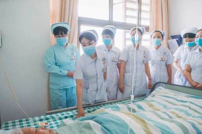 【封面】護(hù)理精益求精,服務(wù)盡善盡美!惠州市中心人民醫(yī)院打造“最優(yōu)”“一流”的高水平護(hù)理服務(wù)